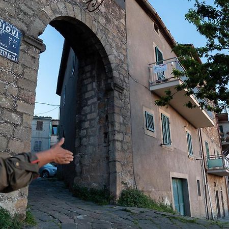 Casa Angolo Cantina Nel Castello Montegiovi 外观 照片
