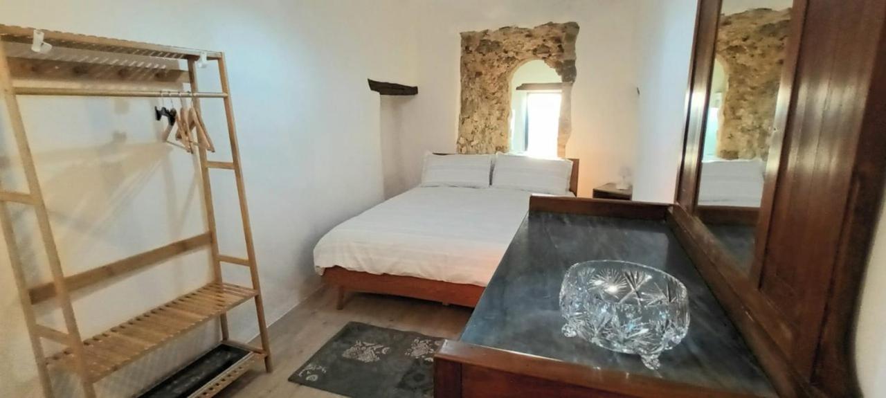 Casa Angolo Cantina Nel Castello Montegiovi 外观 照片